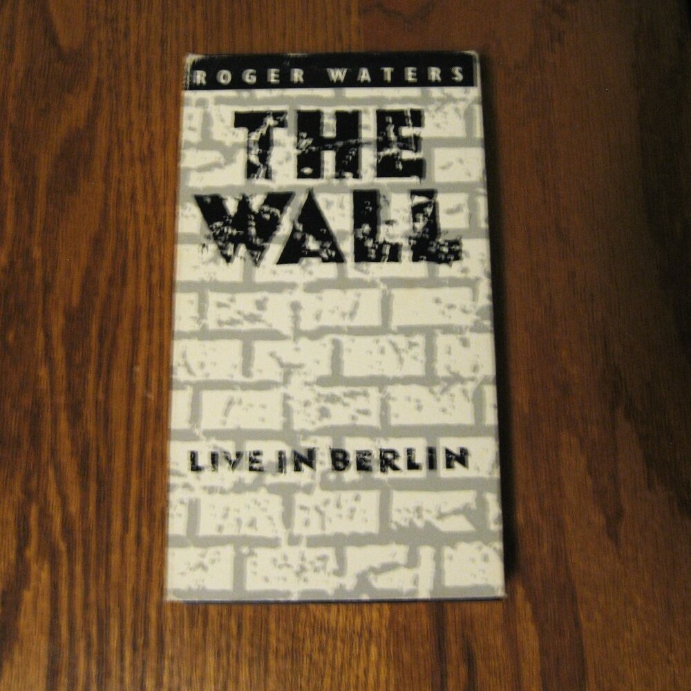 Roger Waters The Wall live in Berlin July 21st 1990 VHS tape